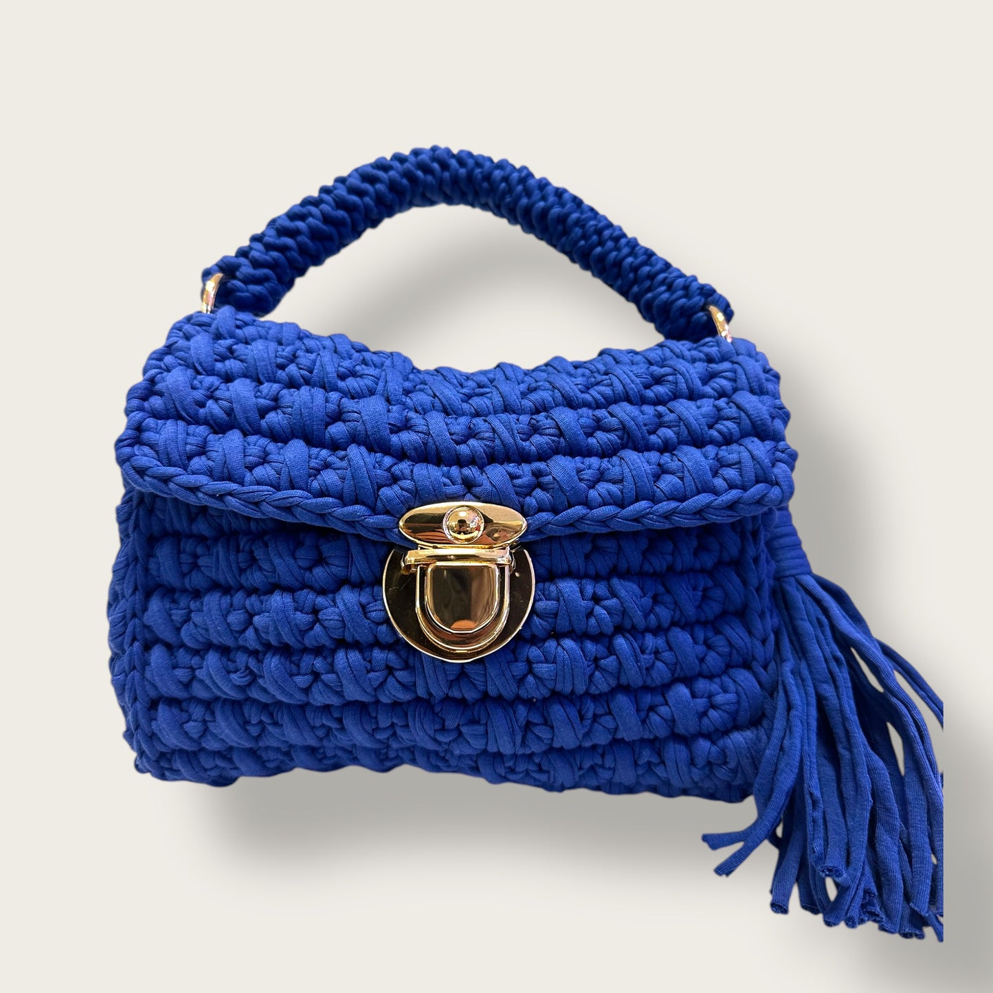 Handmade Crochet Hand & Shoulder Bag – Textured Knitted Design with Metal Clasp Closure
