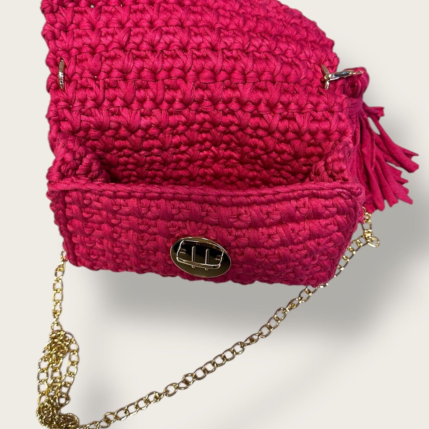 Handmade Crochet Hand & Shoulder Bag – Textured Knitted Design with Metal Clasp Closure