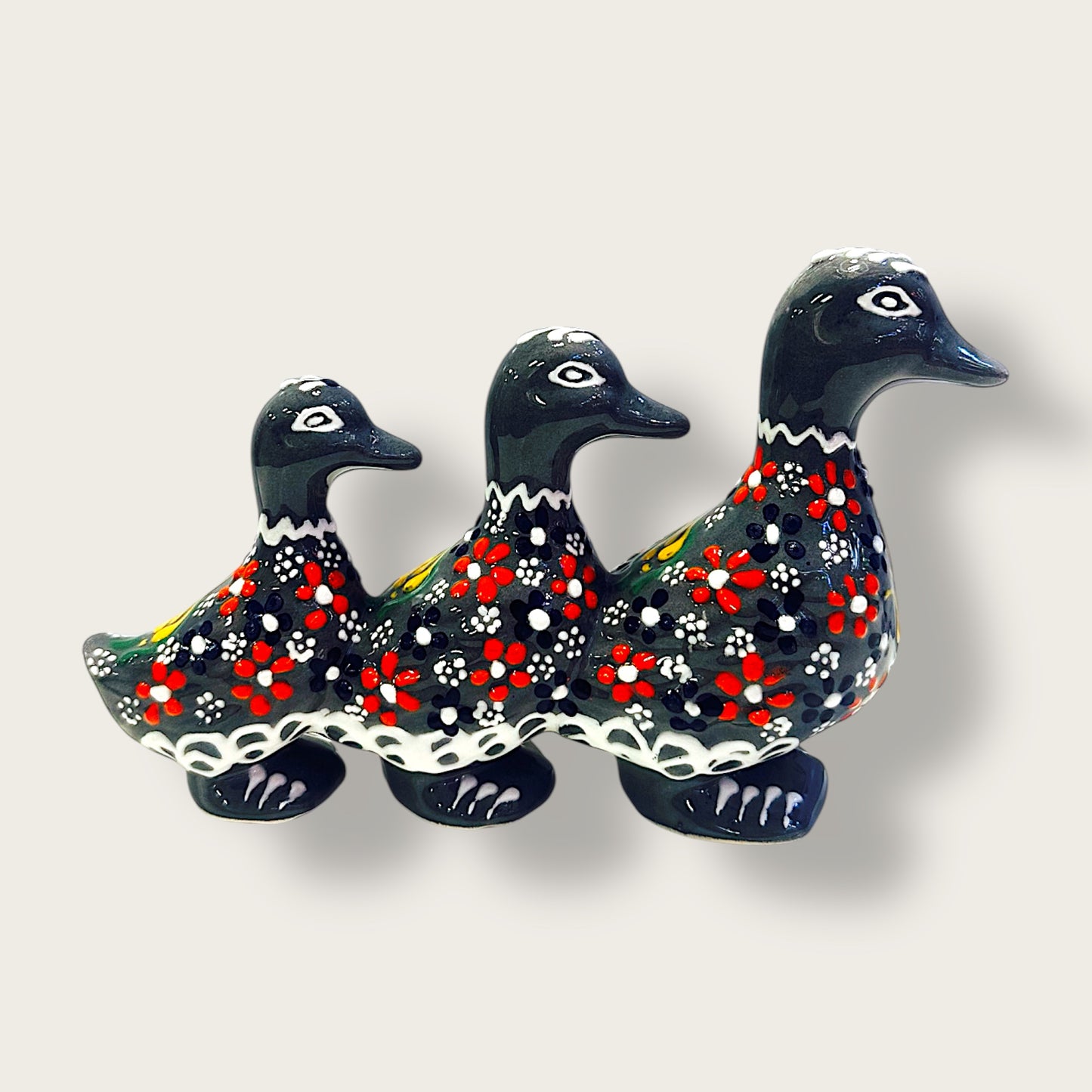 Hand-Painted Ceramic Duck Trio 02 – Artisan Home Decor Figurine