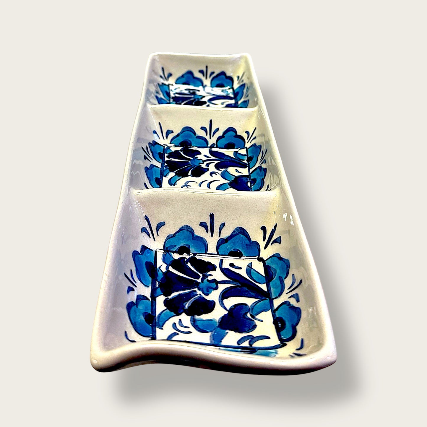 Handmade Ceramic Snack Dish 02 – Multi-Compartment Design