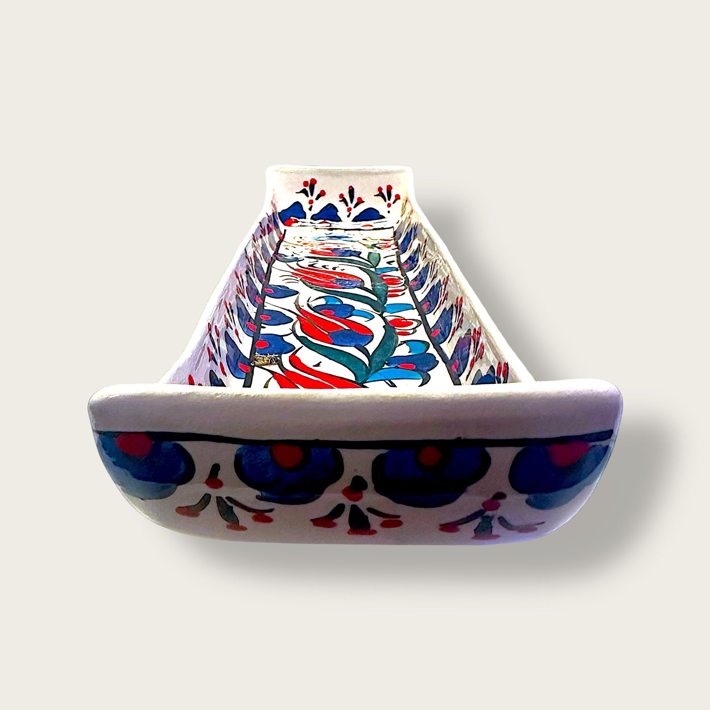 Handmade Ceramic Serving Tray 09 – Elegant & Functional Design