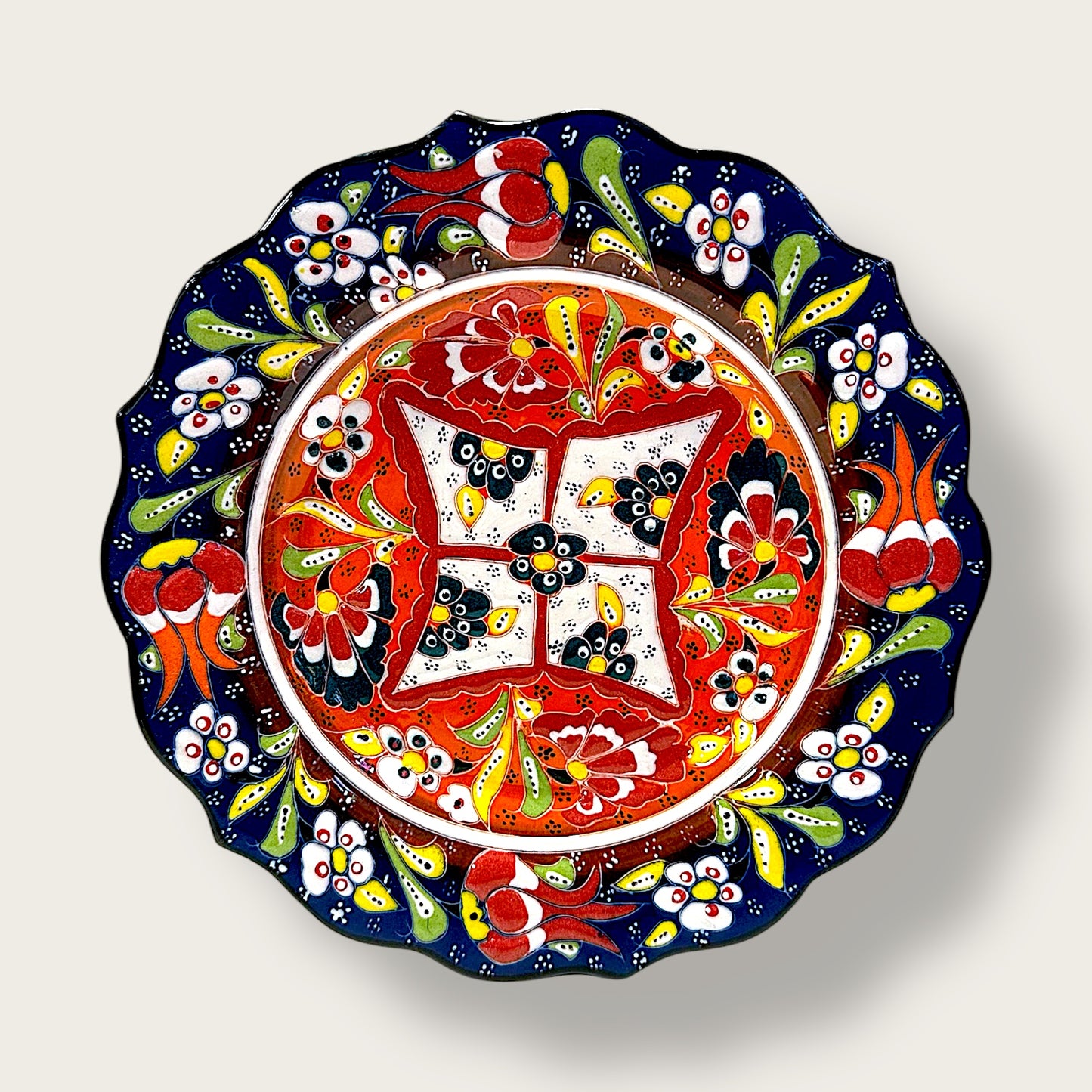 Hand-Painted Decorative Plate Small 04 – Artisan Ceramic Wall & Table Display