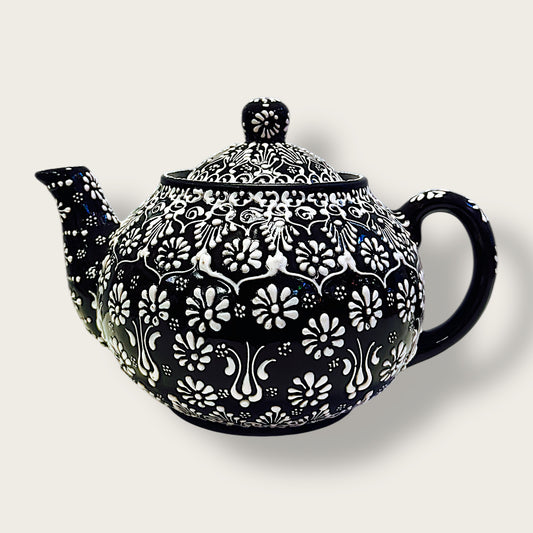 Hand-Painted Ceramic Large Teapot 01 – Artisan Decorative & Functional Teaware